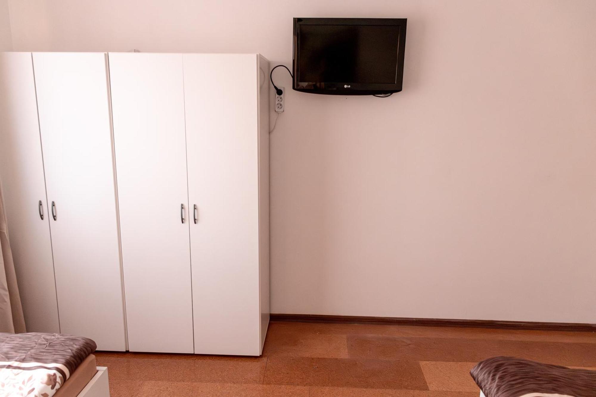 Ferienwohnung Kassel Esterno foto